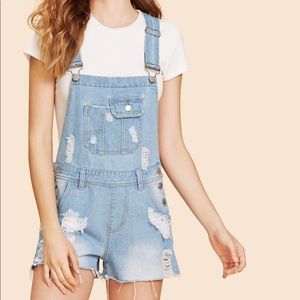 Bleach wash distressed overall shorts